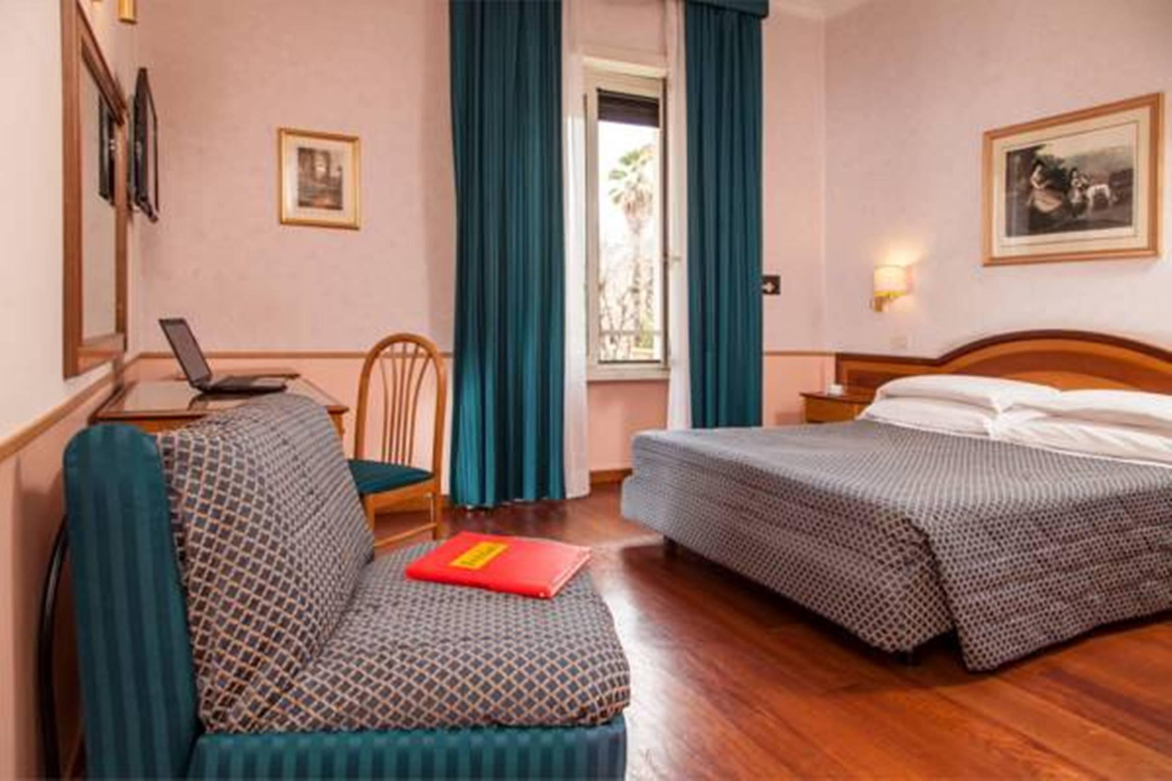 Hotel Piemonte Ρώμη Εξωτερικό φωτογραφία