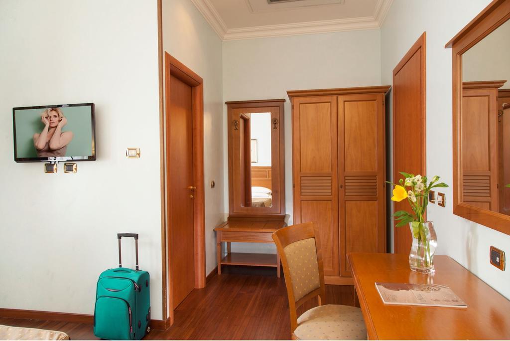Hotel Piemonte Ρώμη Εξωτερικό φωτογραφία