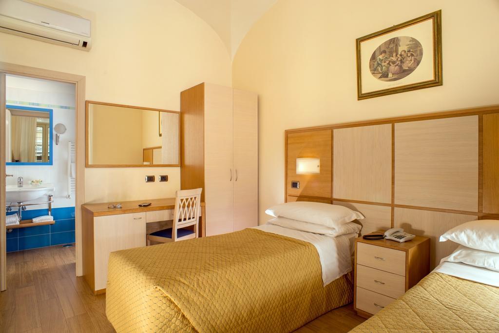 Hotel Piemonte Ρώμη Εξωτερικό φωτογραφία