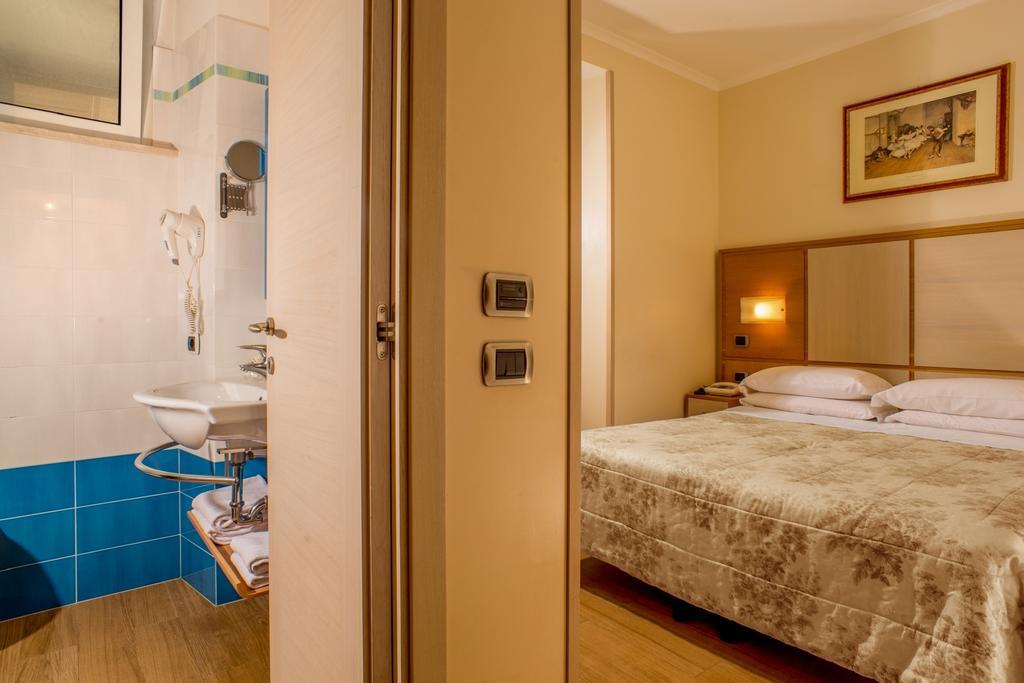 Hotel Piemonte Ρώμη Εξωτερικό φωτογραφία